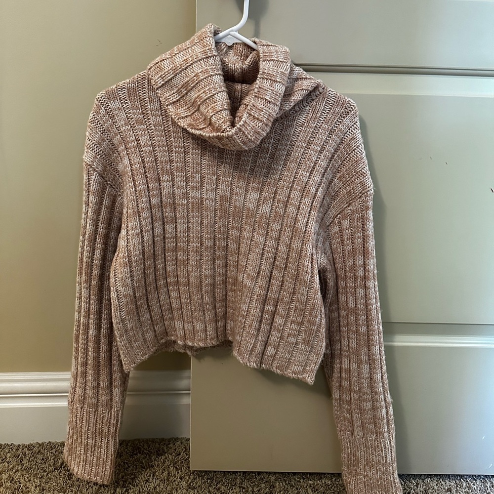 Urban Outfitters Turtle Neck Cropped Sweater